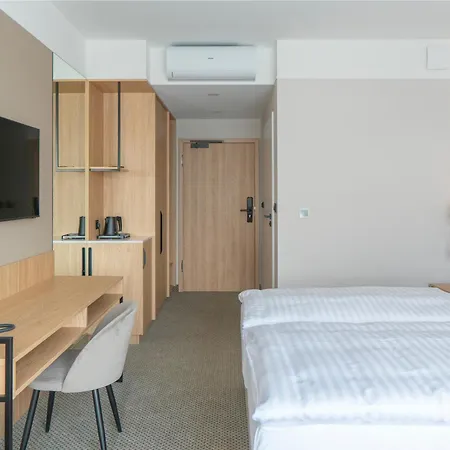 Continental מלון קריניצה מורסקה