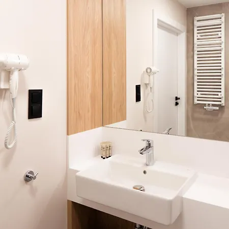 Continental קריניצה מורסקה